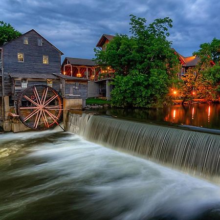 Top Notch Pigeon Forge Exterior photo